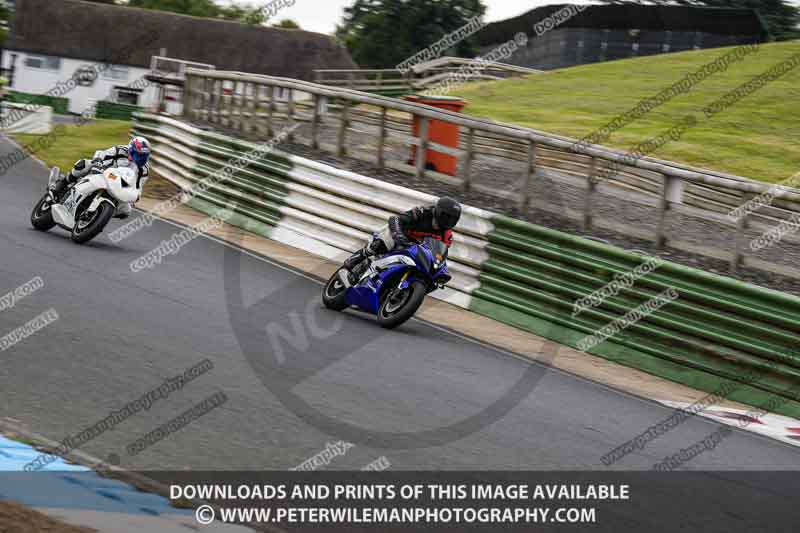 enduro digital images;event digital images;eventdigitalimages;mallory park;mallory park photographs;mallory park trackday;mallory park trackday photographs;no limits trackdays;peter wileman photography;racing digital images;trackday digital images;trackday photos